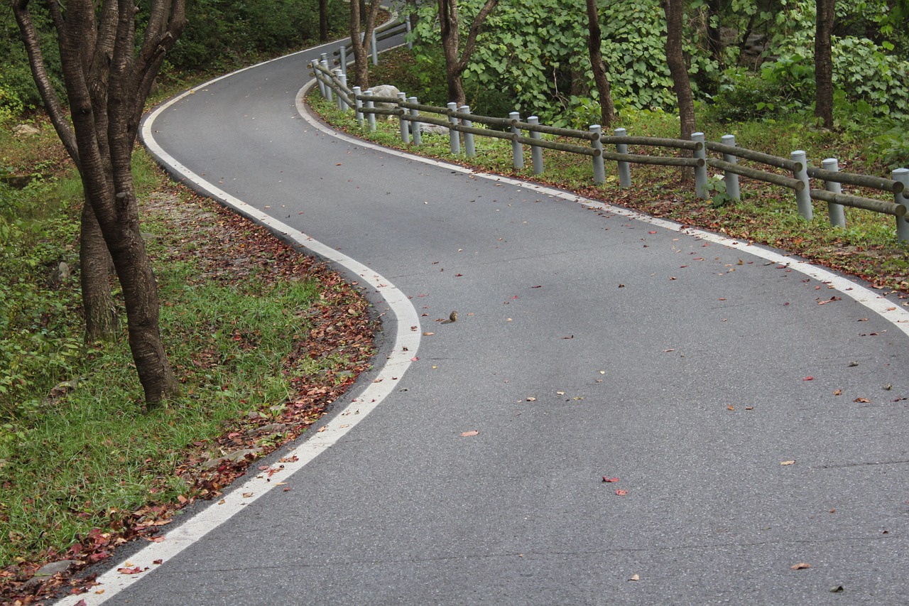 黎巴嫩多地遭袭，包括5名医护人员在内多人死伤