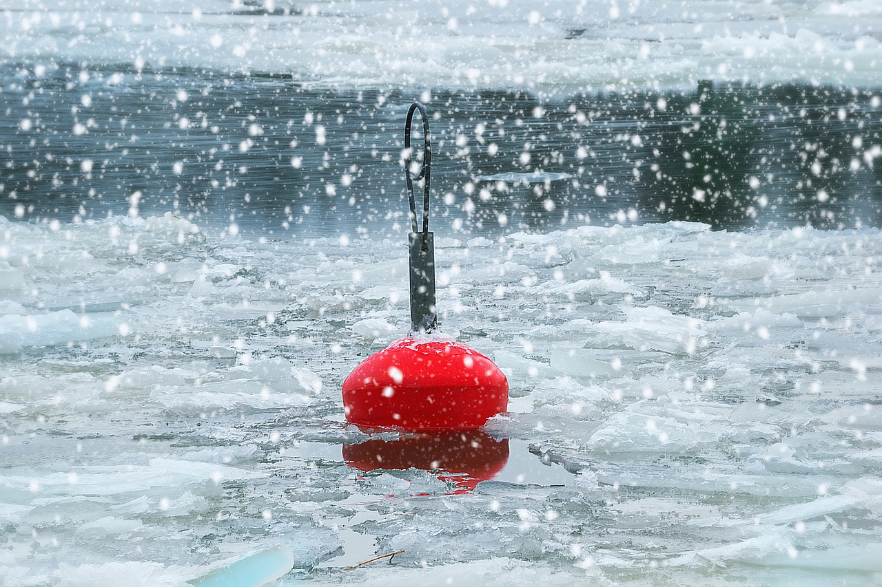 三亚发布暴雨红色预警 持续强降雨来袭